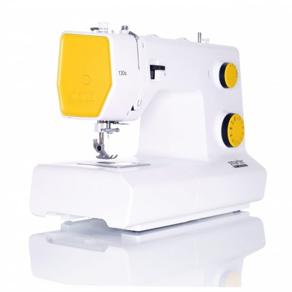 Máquina de costura Smarter By Pfaff 130s