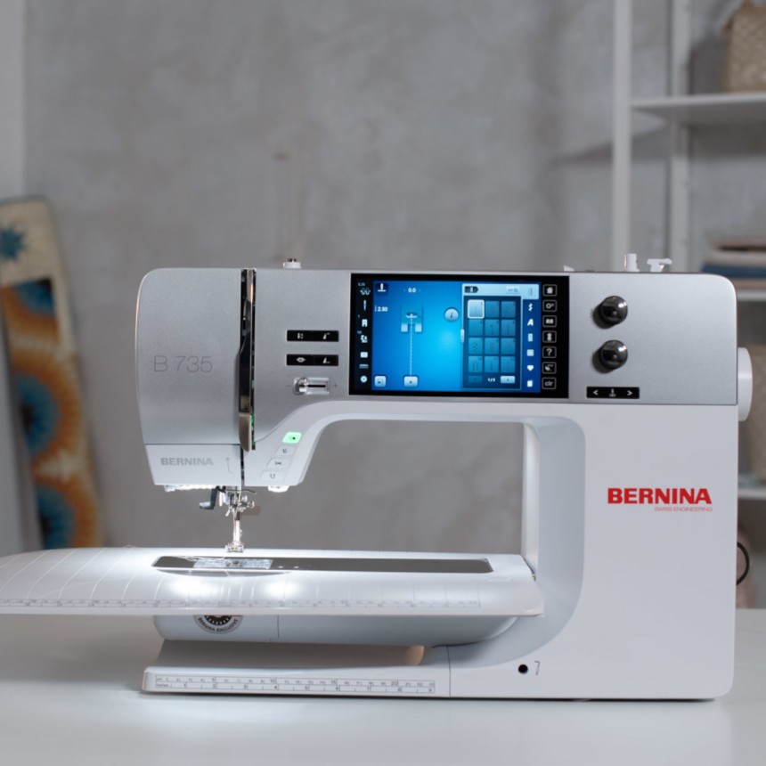 Macchina per cucire Bernina 735